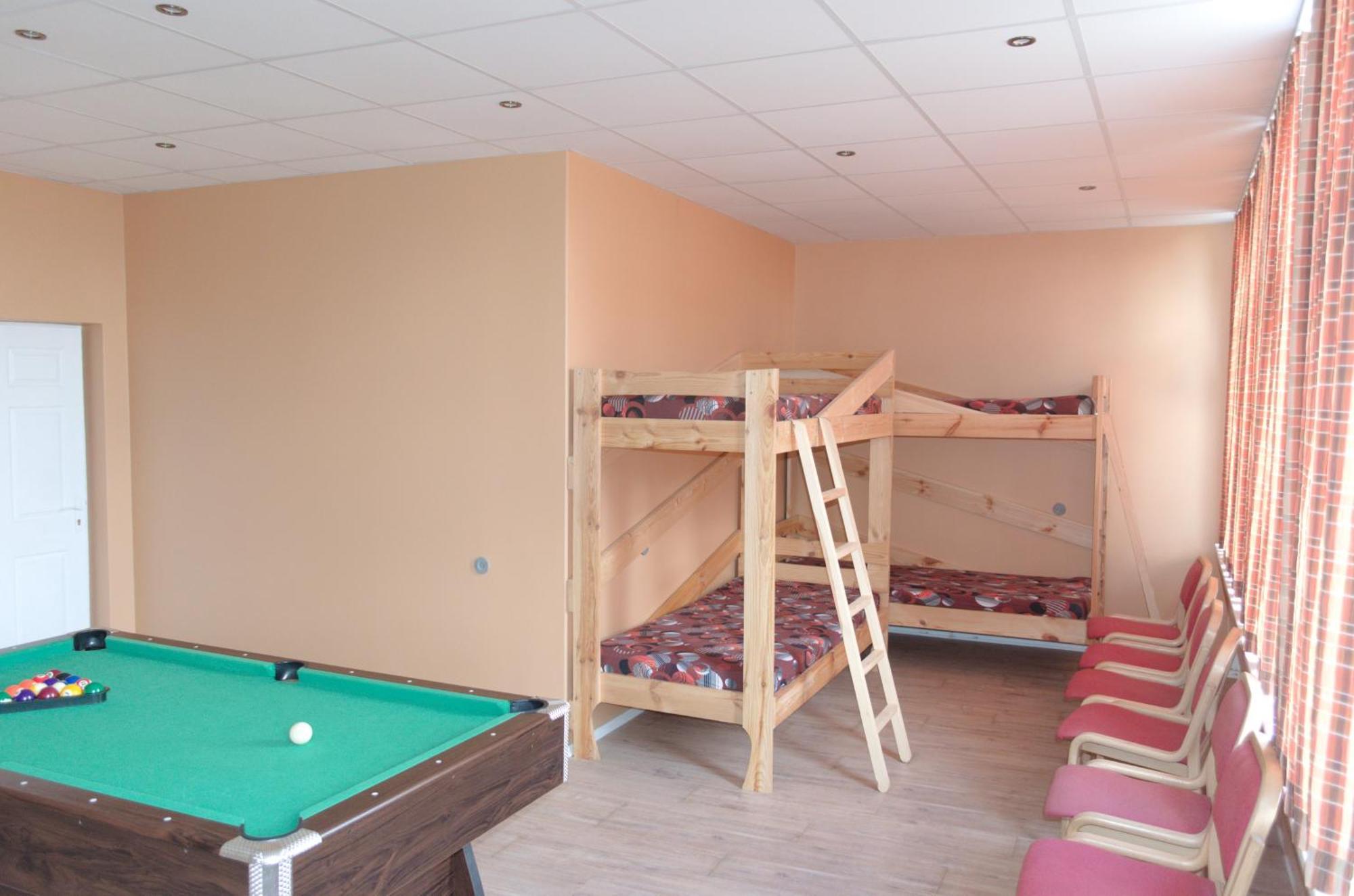 Bed and Breakfast Nakvyne Miroslave Miroslavas Exterior foto